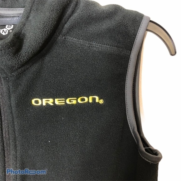 Oregon Ducks Fleece Vest NWT Small NCAA Green - Picture 2 of 7